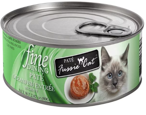 Fussie Cat Fine Dining Pate Oceanfish Entrée in Gravy Wet Cat Food, 2.82 oz